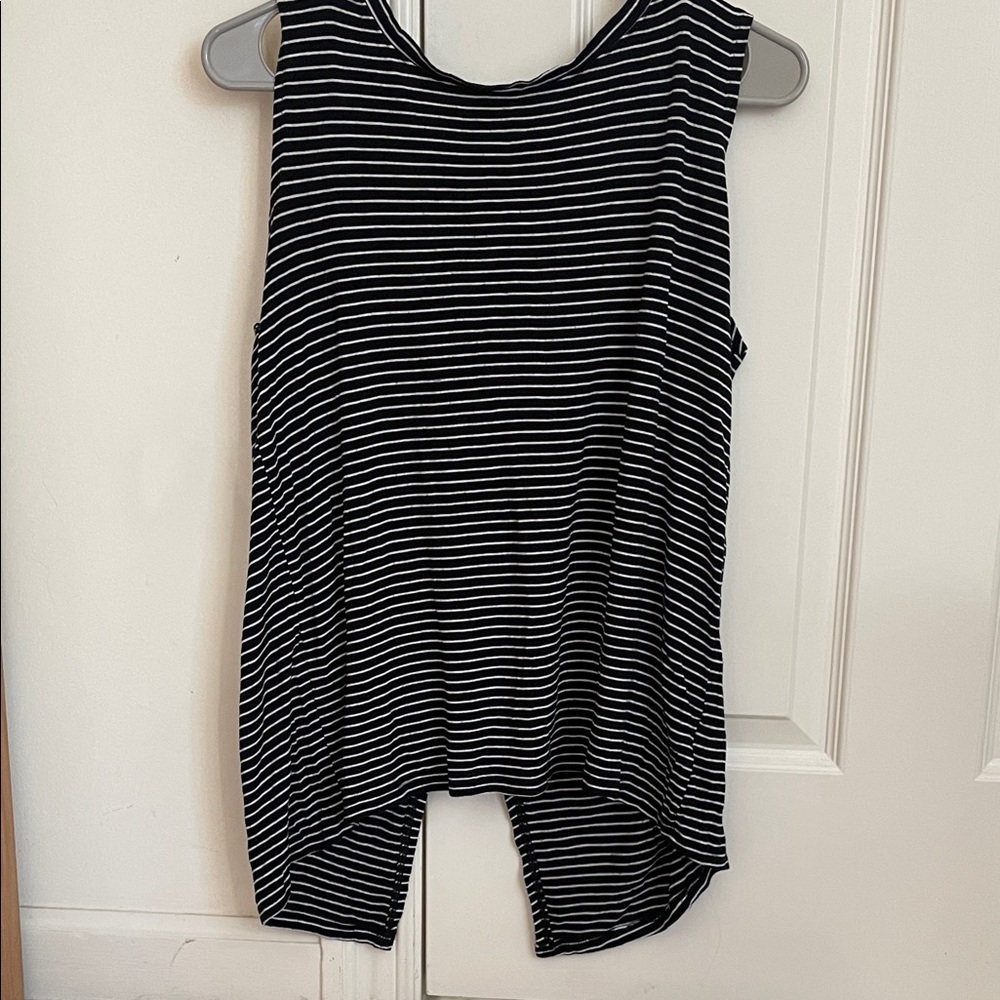 Old Navy Black and White Striped Sleeveless Tank